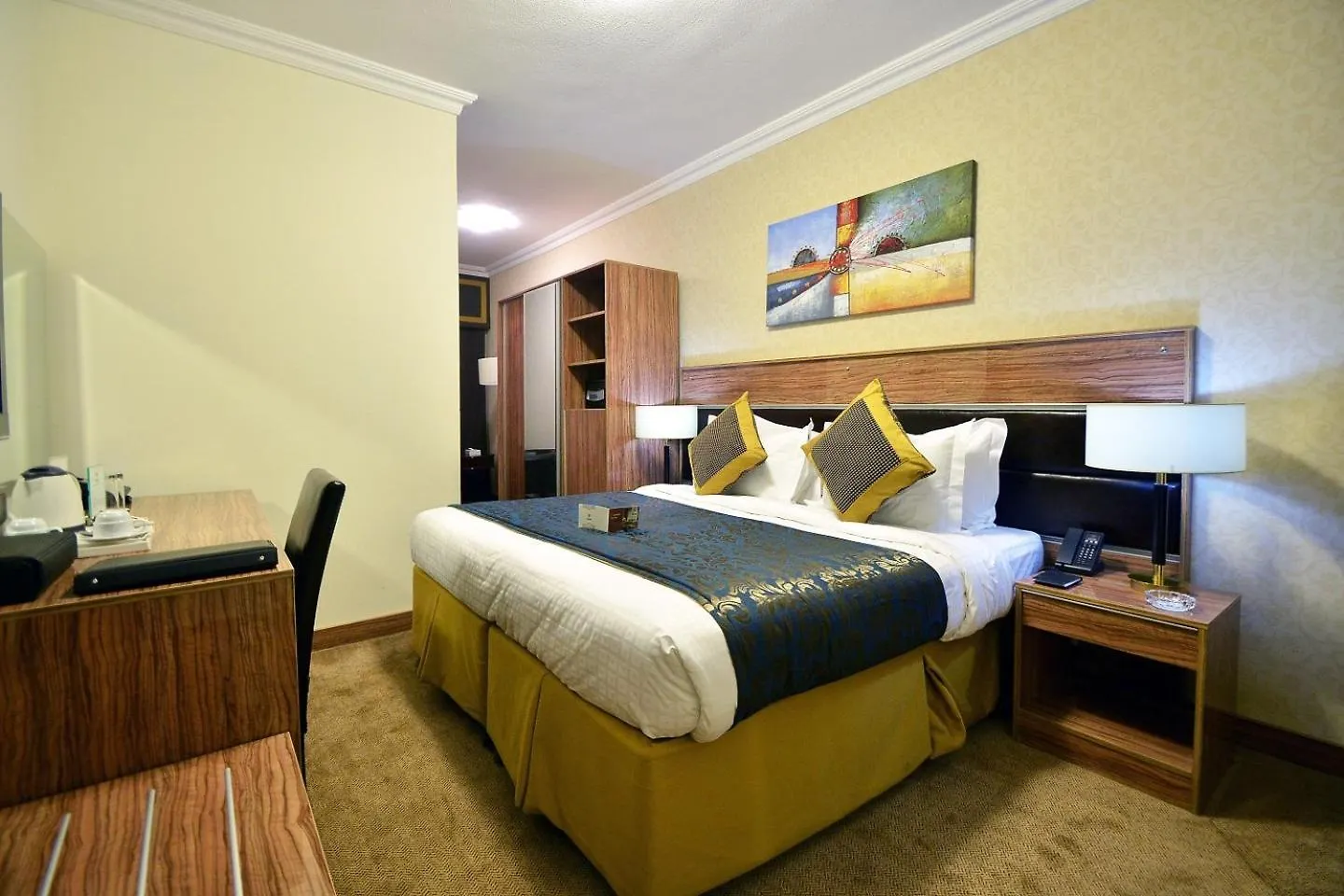 Golden Tulip Al Shakreen Medina Saudi Arabia