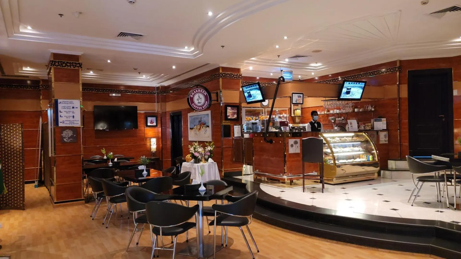 Golden Tulip Al Shakreen Medina Hotel