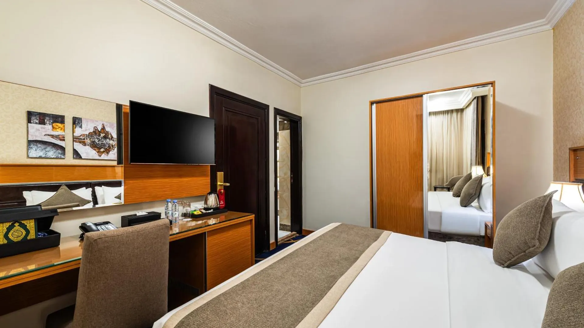 Golden Tulip Al Shakreen Medina 3*,