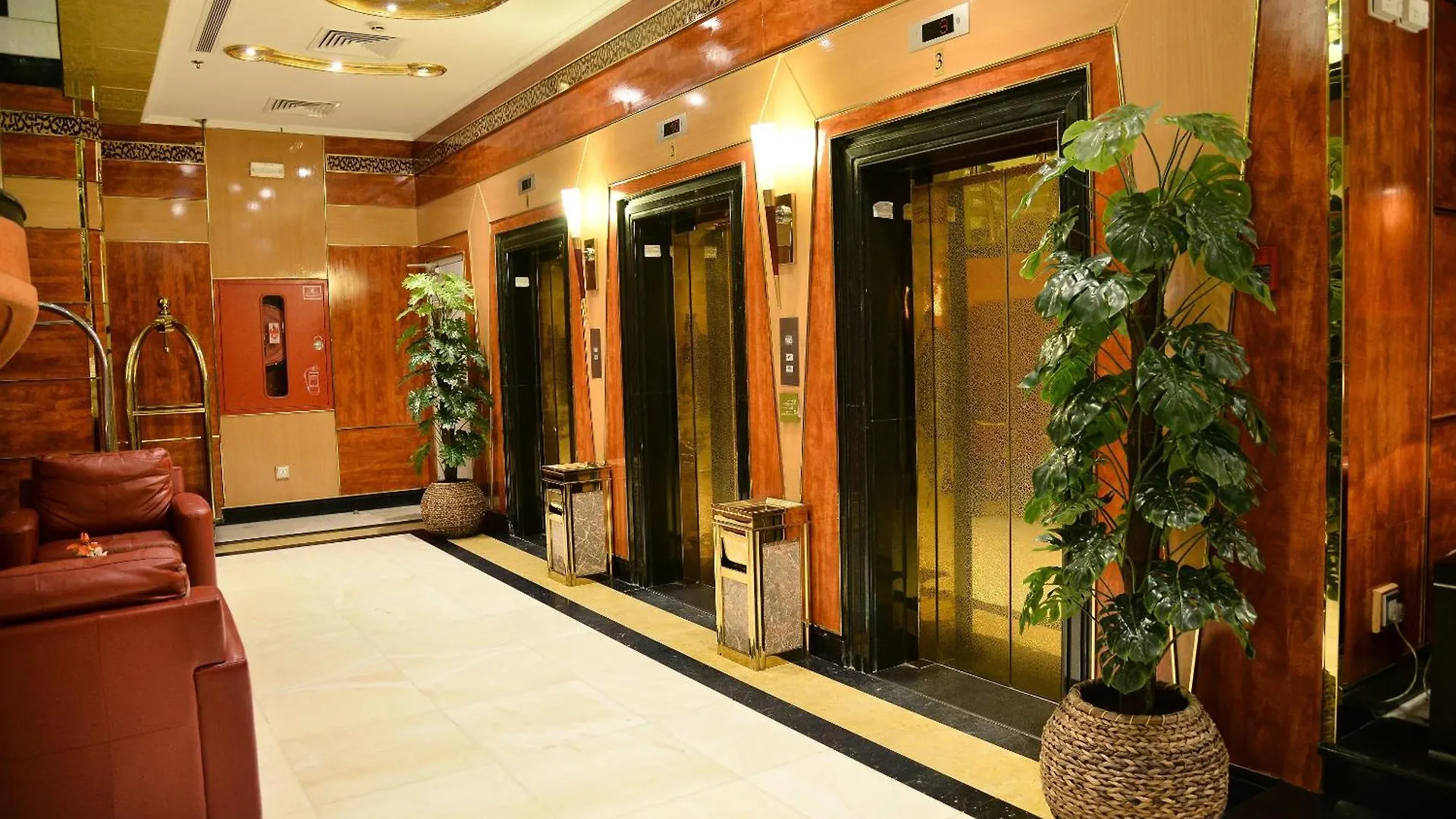 Hotel Golden Tulip Al Shakreen Medina