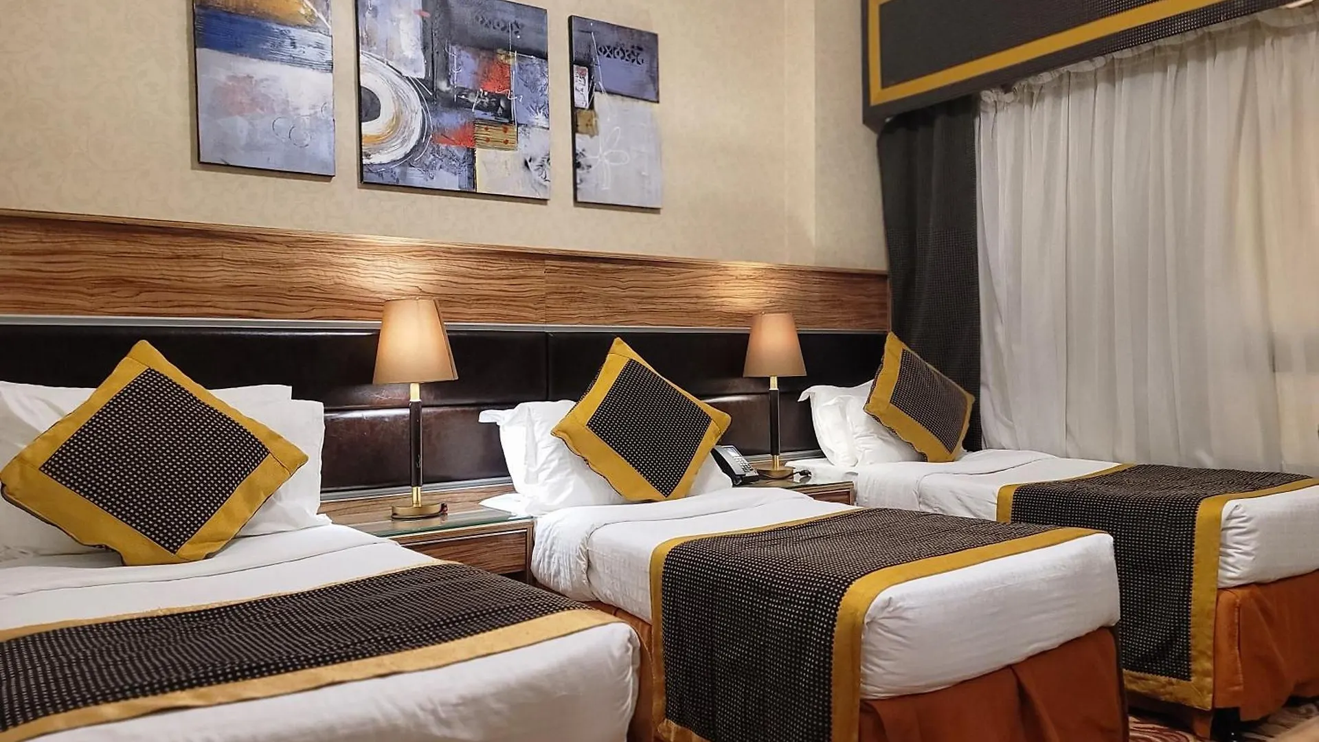 Golden Tulip Al Shakreen Medina