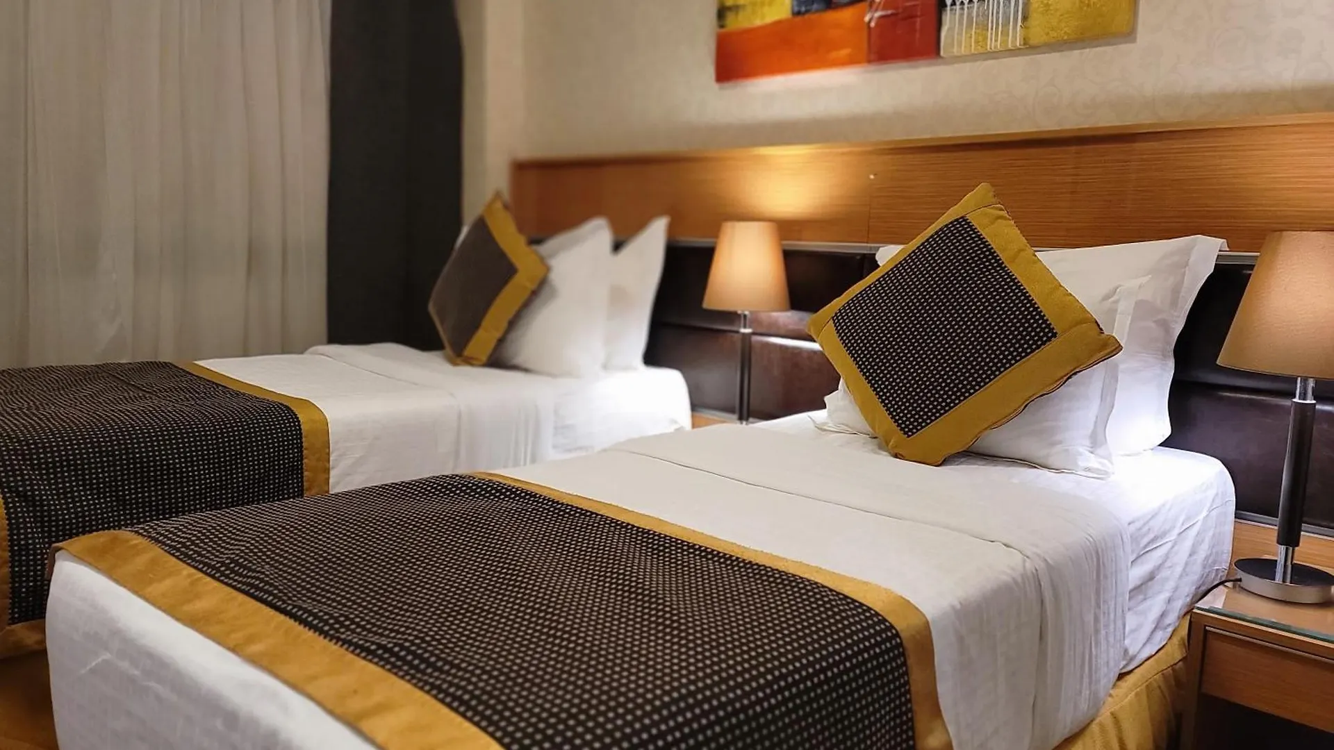 Golden Tulip Al Shakreen Medine 3*,