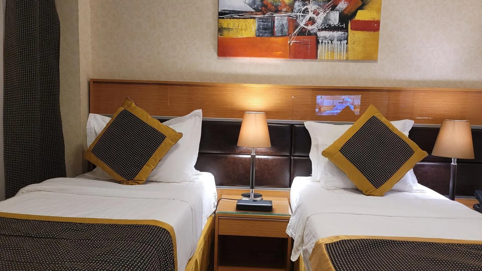 Otel Golden Tulip Al Shakreen Medine