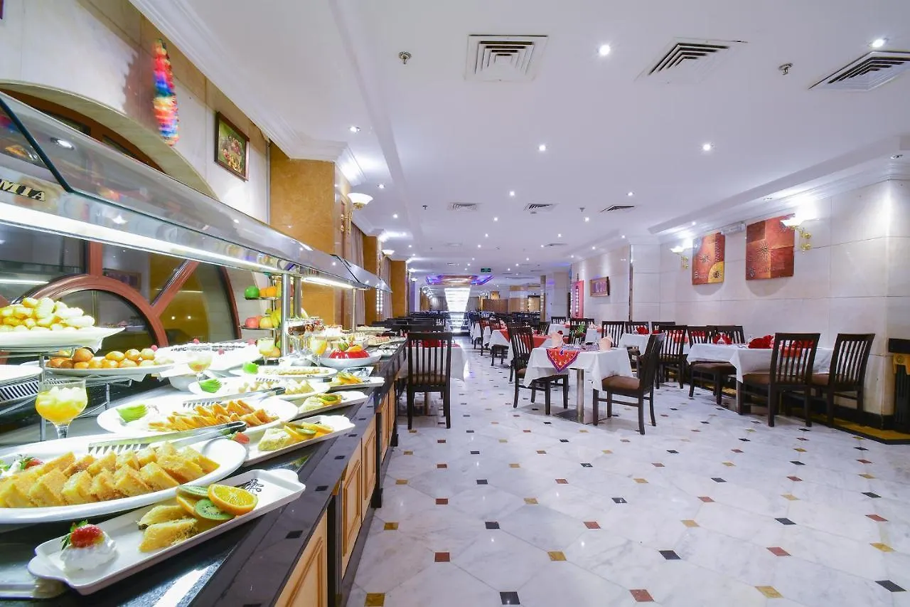Golden Tulip Al Shakreen Medina Hotel